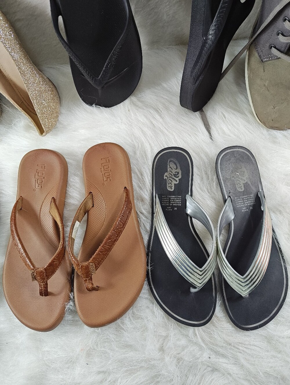 Flojos Brown Flip Flops + Cocolove Black Silver Sandals Bundle Women’s Size 9